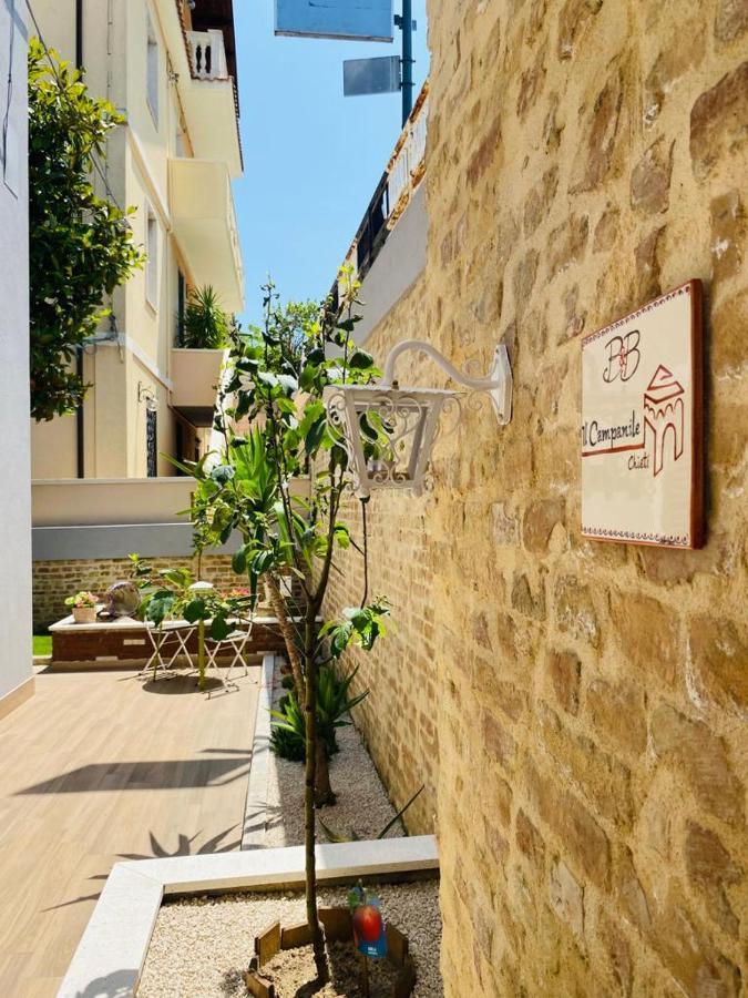 Dimora Il Campanile Panzió Chieti Kültér fotó